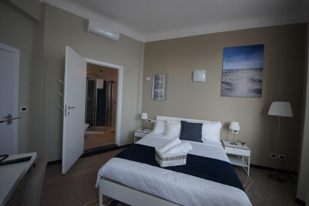 סאבונה Luna Rooms מראה חיצוני תמונה